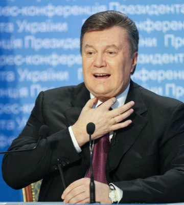 ВАКС стягнув на користь держави майно Януковича і наближених до нього осіб