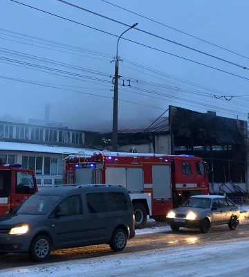 У Луцьку вночі горів ринок (Фото)