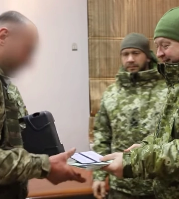 Очільник Держприкордонслужби нагородив прикордонників, які збили ворожий винищувач