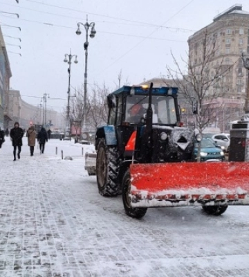 У Києві в найближчі години посилиться снігопад