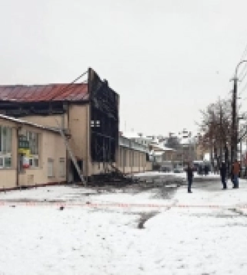 Пожежа на Старому ринку: що кажуть підприємці і що відбувається зараз