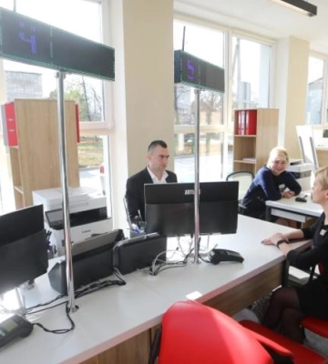 ЦНАП не припиняють роботу за відсутності електроенергії: що роблять. Графіки