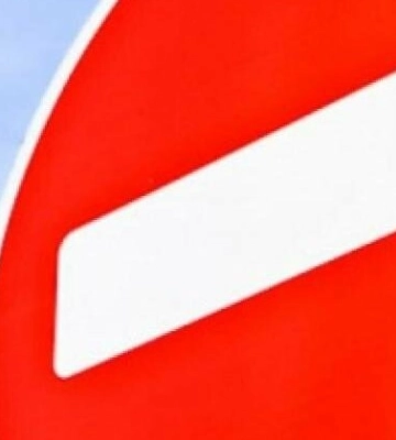Частину Деволанівського узвозу в Одесі закрили для руху транспорта до літа