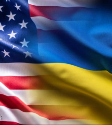 Київ отримав від США генератори та спецтехніку