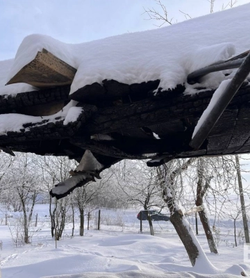 На Волині згорів будинок, де жила сім’я з чотирма дітьми: мешканці просять про допомогу