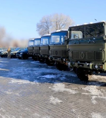 Філатов: «Дніпро передав ЗСУ ще 16 вантажівок та пікапів, і вже має контракт на нову велику партію авто»