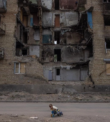Обстріл Харкова 16 грудня: зруйнований ангар, поранених немає — фото