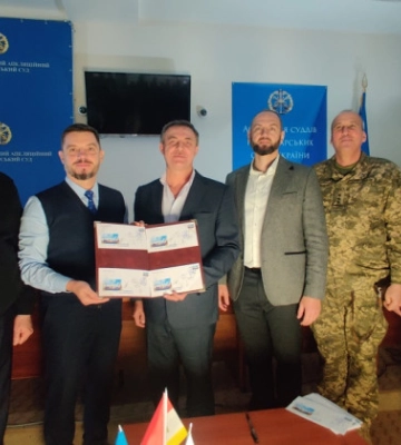 Під час урочистих зборів колективу суду відбулось спецпогашення унікальної марки Господарського суду Одеської області