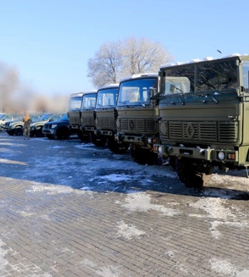 Філатов: «Дніпро передав ЗСУ ще 16 вантажівок та пікапів, і вже має контракт на нову велику партію авто»