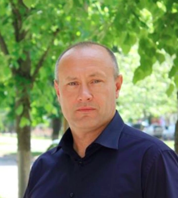 Отдал оккупантам заводы: СБУ ищет главу райсовета в Запорожской области