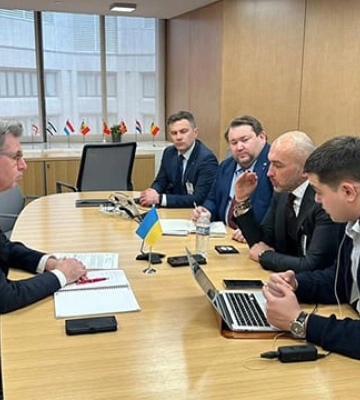 Делегація НБУ обговорила з МВФ у Вашингтоні нову програму фінансування для України