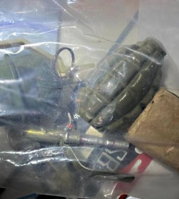 На Полтавщині у чоловіка знайшли наркотики та зброю