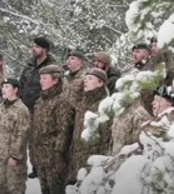 Военные НАТО спели украинский &quot;Щедрик&quot; – видео