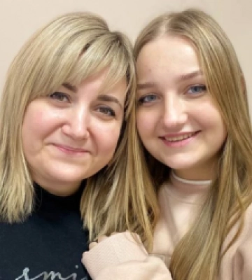 Мати стала донором для доньки: львівські лікарі провели успішну пересадку нирки