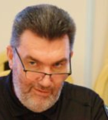 Данилов напомнил Путину о &quot;военторгах&quot; в Крыму – теперь они активно заработают в России