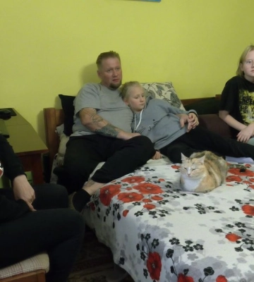 «В груди ніби цеглою вдарило»: переселенка, яка живе в Луцьку, розповіла про поранення під час евакуації