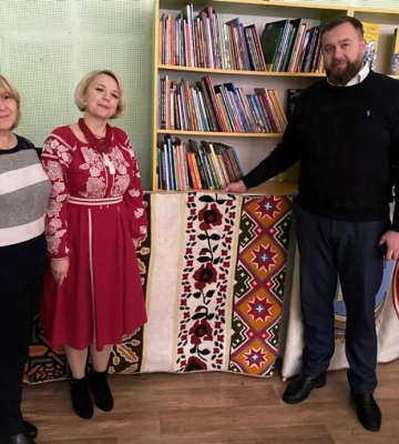 До Рівного приїхав рушник-рекордсмен, виготовлений в унікальній техніці фелтинг (ФОТО)