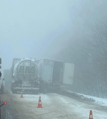 На Полтавщині вантажівки потрапили в аварію
