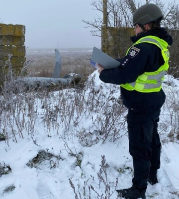 У Броварах під Києвом збита ракета впала на приватні будинки (ФОТО)