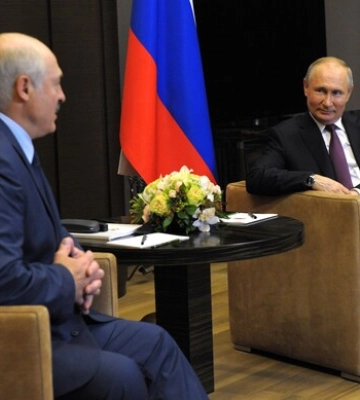 Путін їде до Лушашенка на фоні розмов про напад з Білорусі