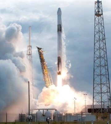 Falcon 9 відправили на орбіту для дослідження гідросфери Землі