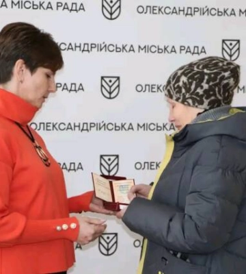 В Олександрії родинам загиблих військових вручили державні нагороди 