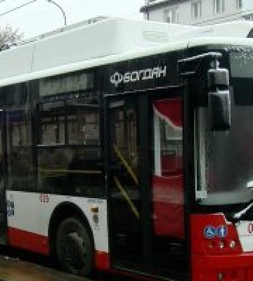У Луцьку через відключення світла змінили графік руху тролейбусів