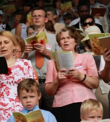 У Бердянську окупанти визнали одну з релігійних організацій сектою і оголосили в розшук її прихожан