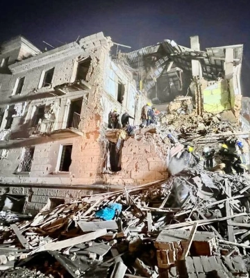 Російська ракета вбила у будинку молоде подружжя. Під уламками ще залишається їхній маленький син, - Резніченко