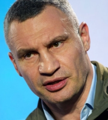 Жителям Киева вернут свет и воду: Кличко назвал сроки