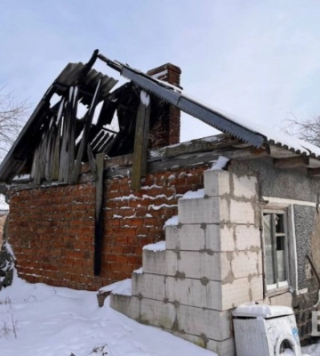 На Волині вщент згорів будинок, люди просять про допомогу