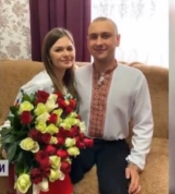 Відео сватання гранатометника з Рівненщини до медикині з Волині розчулило мережу