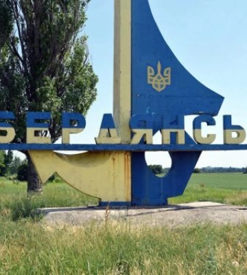 В окупованому місті Запорізької області розробили патріотичну модель труни