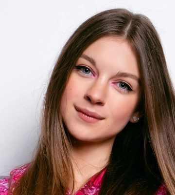 Пісня, від якої і сльози, і посмішка! Mariia Tkachuk презентувала трек “Давай ми”