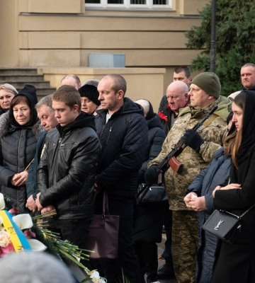 На Закарпатті попрощалися із 27-річним захисником України (ФОТО)