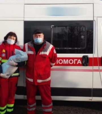 Місце народження – «швидка»: на Волині хлопчик і дівчинка народилися по дорозі до пологового