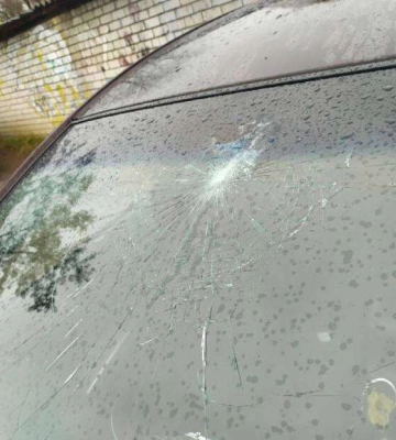 Пользуются отключениями света: в Днепре по вечерам орудуют авто-вандалы (Фото)