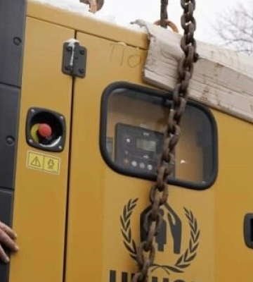Полтава отримала 2 генератори від УВКБ ООН