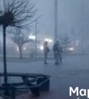 Центр Мариуполя набит военными РФ, из Мангуша притянули &quot;Бук&quot;, в городе патрулирует ОМОН из Санкт-Петербурга, - Андрющенко. ВИДЕО+ФОТОрепортаж
