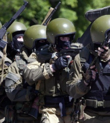 Окупанти перекидають техніку у напрямку Запорізької області