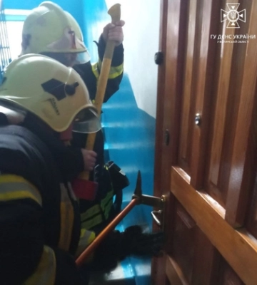 У Володимирі, що на Волині, легковик збив на переході молодого хлопця