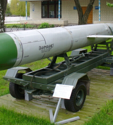 Росіяни запускають по Україні «літальні трубки». Авіаексперт пояснив, що це таке
