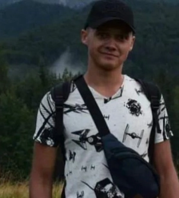 Йому ніколи не буде 25: на Ратнівщині попрощалися з Героєм Геннадієм Андросюком