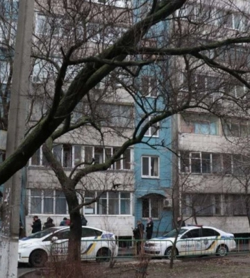 У Дніпрі чоловік зарізав дружину і викинувся з вікна на 16 поверсі (ФОТО)