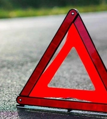 Троє потерпілих у ДТП на Львівщині: пасажира визволяли рятувальники