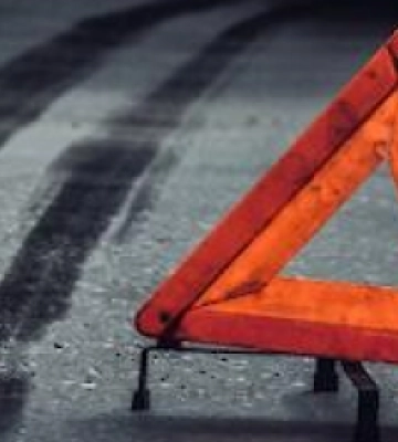 На Львівщині зіткнулись два легковики: троє людей потрапили до лікарні