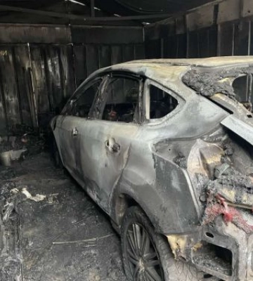 У запорізькому гаражному кооперативі загорівся автомобіль: постраждав чоловік