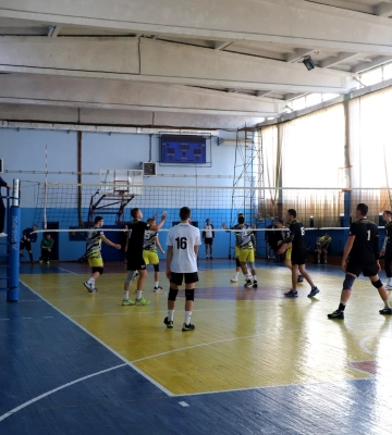 В Ужгороді відбувся відкритий кубок з волейболу