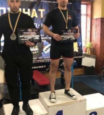 Священник УГКЦ з Львівщини переміг на чемпіонаті з пауерліфтингу