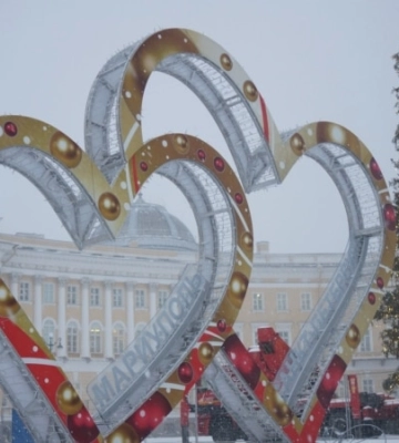 Зрадники та вбивці: до Петербурга прорвалася правда про Маріуполь, відео